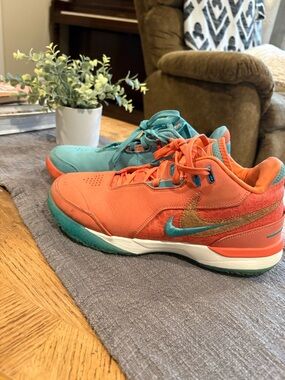 Nike Kids Orange and Teal Low-Top Sneakers